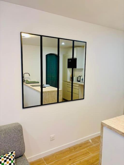Apartment Joli Renove Incluant Parking A 10 Min De Paris *